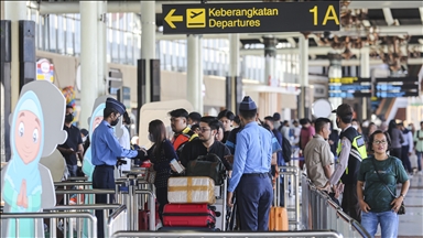 Indonesia repatriates 2 Dutch convicted in drug cases, including 1 on death row