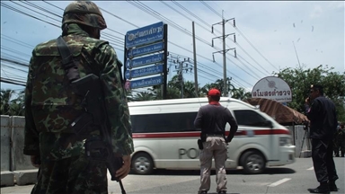 Судирите на границата меѓу Тајланд и Камбоџа продолжуваат во услови на извештаи за нов воздушен напад