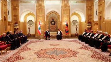 Президент Ливана Аун встретился с султаном Омана Бин Тариком