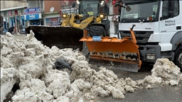 Li Wan, Hekarî û Mûşê xebatên paqijkirina berfê dewam dikin