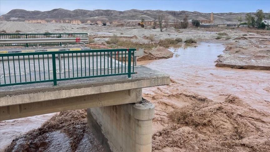 العراق.. انهيار جزء من جسر "آقصو" الرابط بين كركوك وبغداد