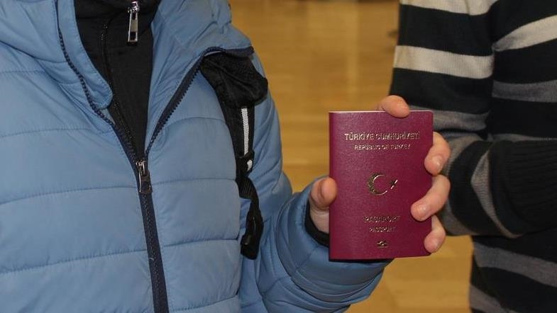 العراق يطلق نظام تأشيرة إلكترونية للمواطنين الأتراك