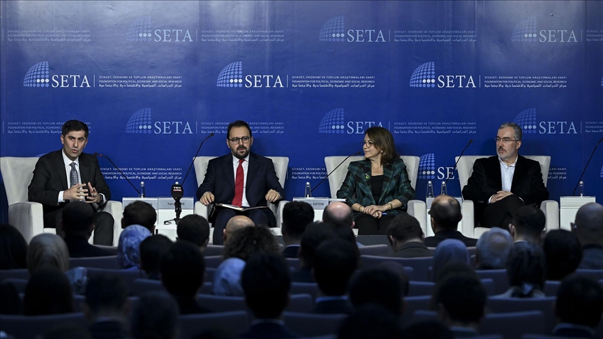 SETA'da "Bir Yılın Ardından Suriye: Toparlanma ve Yeniden İnşa" adlı konferans düzenlendi