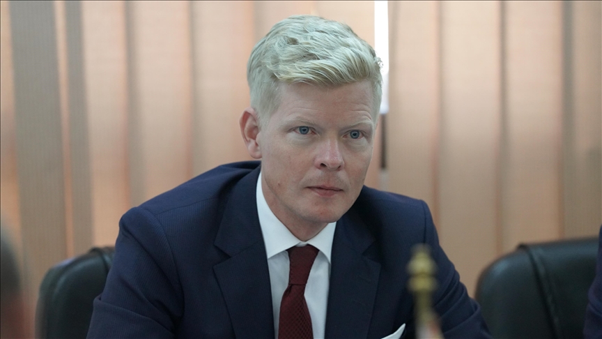 غروندبرغ يدعو إلى خفض التصعيد عبر الحوار في حضرموت والمهرة باليمن