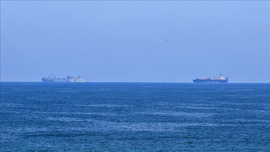 US House minority leader urges Pentagon to release video of 2nd strike on alleged drug boat in Caribbean