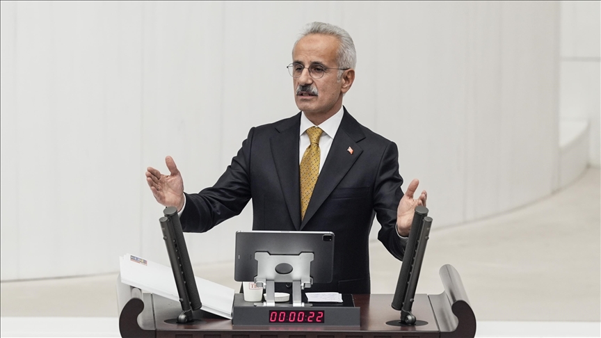 Ulaştırma ve Altyapı Bakanı Uraloğlu: 1 Nisan 2026\'da 5G sinyali ile ülkemizi tanıştıracağız