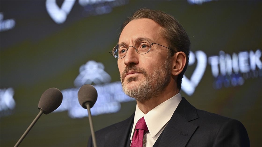 TİHEK'te "Kriz Dönemlerinde İnsan Haklarının Yeniden İnşası Zirvesi" düzenlendi