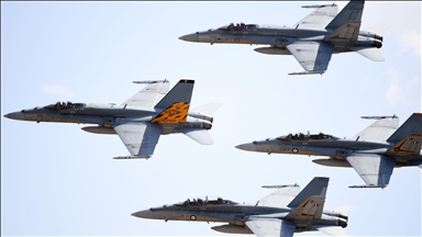 2 cazas F/A-18 de la Marina de EEUU realizan un vuelo prolongado sobre el golfo de Venezuela