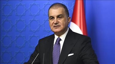 Berdevkê AK Partiyê Omer Çelik: "Xwefesixkirin û çekdanîna rêxistina terorê divê bi maneya tam pêk were"