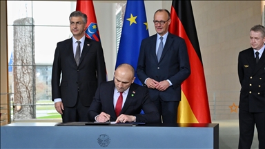 Plenković u Berlinu: Hrvatska potpisala ugovor o nabavci 44 tenka Leopard