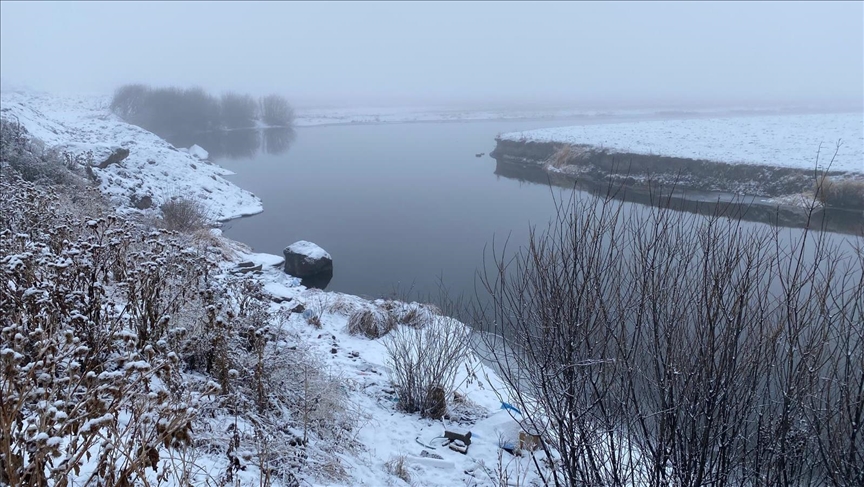 Li Erzirom û Qersê ji ber berfê rêya 5 cih û waran girtî ye