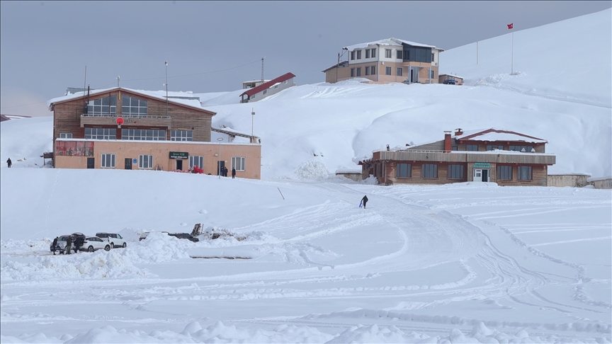 Li Hekariyê navenda kaşûnê ji bo sezona nû amade dibe