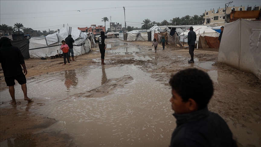 حماس: إسرائيل تتحمل مسؤولية معاناة النازحين بغزة مع دخول الشتاء 