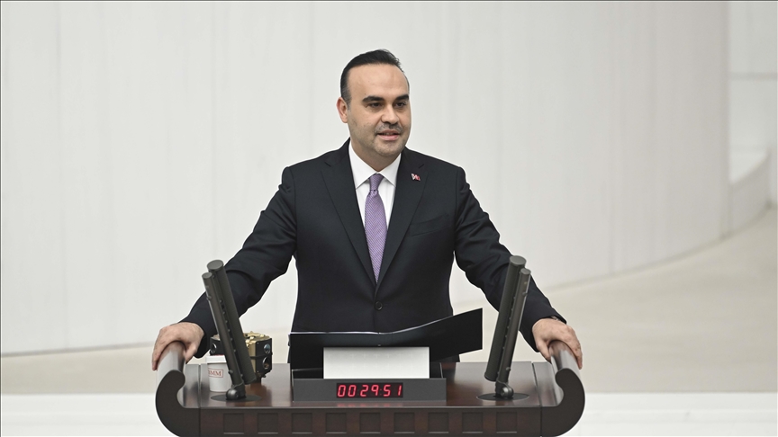 Bakan Kacır: 2026'da depremden zarar gören şehirlerimizde 1800'den fazla iş yerini daha inşa edeceğiz