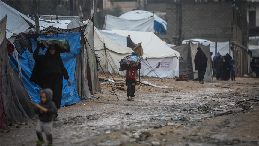 باران بارینی بەخوڕ لە غەززە بووە ھۆی ژێرئاوکەوتنی سەدان خێوەتی ئاوارە فەڵەستینییەکان