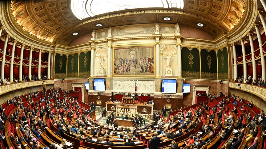 France : L’Assemblée examine une loi pour garantir un avocat à chaque enfant placé