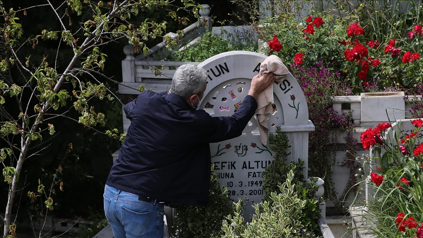 İstanbul'da en pahalı mezar yeri ücreti 334 bin 896 lira olarak belirlendi