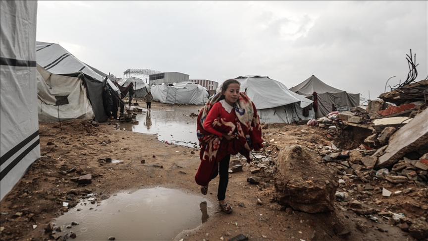 تەندروستی غەززە: "بەھۆی سەرماوسۆلەوە ژیانی منداڵ و بەساڵاچووان لە خێوەتەکاندا لە غەززە لە مەترسیدایە"