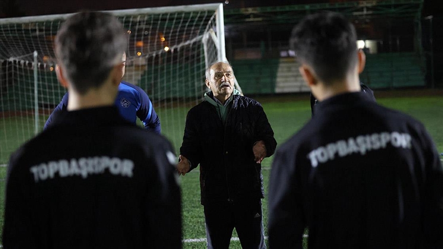 89 yaşındaki emekli madenci, 45 yıldır sporcu yetiştiriyor 