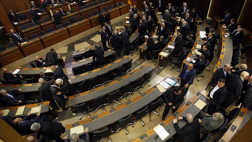 برلماني لبناني يطلب مساءلة الحكومة عن توقيع اتفاقية مع قبرص الرومية