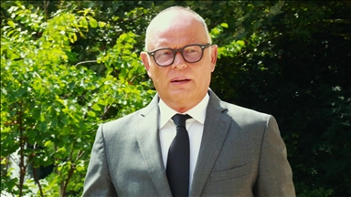 Fransa'da eski başbakan Philippe’in "sömürgeleştirme suç değildir" ifadeleri kamuoyunda tepki topladı