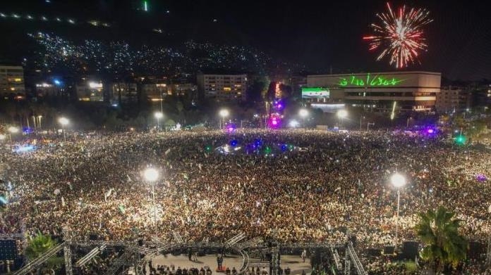 السوريون يواصلون الاحتفال بـ"عيد التحرير"