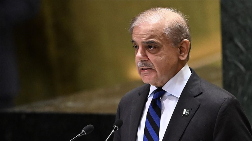 شريف يشكر تركيا ودولا عربية لجهودها بوقف إطلاق النار مع أفغانستان