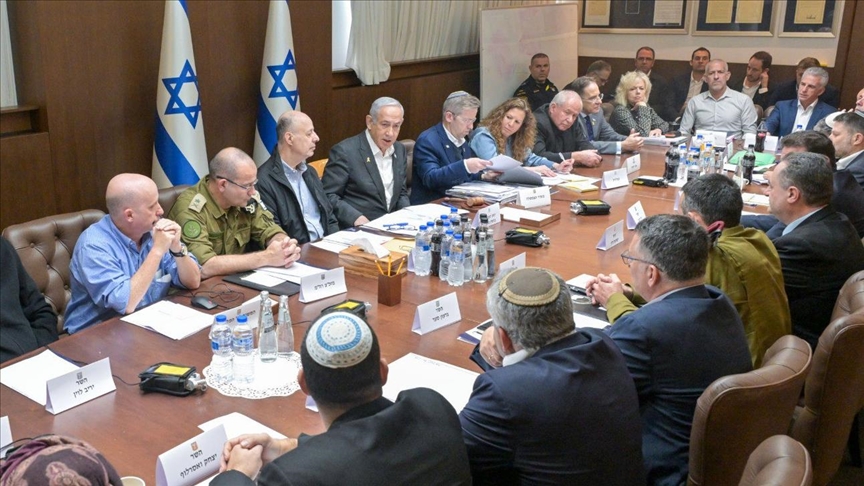 Israeli prime minister convenes security cabinet in Jerusalem