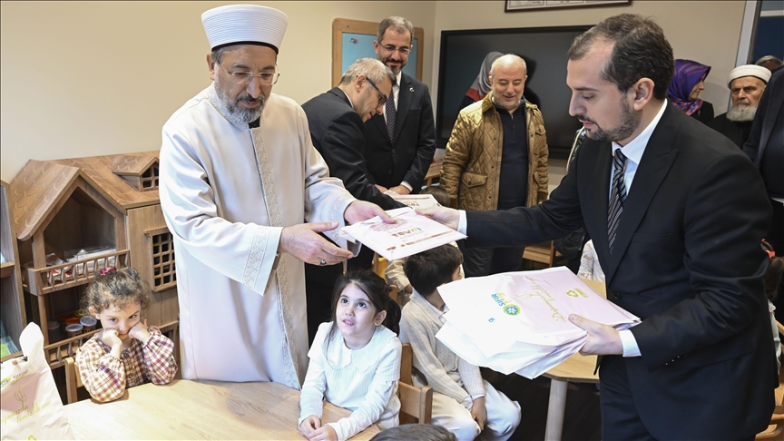 Barbaros Hayrettin Paşa Camisi külliyesinde Kur'an kursu ve TDV Kitabevi açıldı