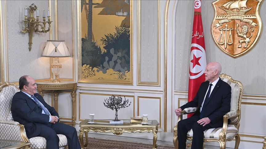 سعيّد: تونس والجزائر عازمتان على تسريع تنفيذ المشاريع المشتركة