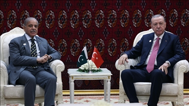 دیدار رئیس‌جمهور اردوغان با نخست‌وزیر پاکستان در عشق آباد 