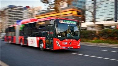 Başkentte toplu ulaşıma zam yapıldı