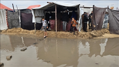 غزة.. وفاة طفلين جديدين جراء البرد القارس وتداعيات المنخفض