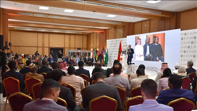 İslam ülkelerinden gençler demokrasi, barış ve güvenliği konuşmak için Fas'ta buluştu