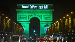 Dix ans après l’Accord de Paris, Emmanuel Macron appelle à redoubler d’efforts pour le climat