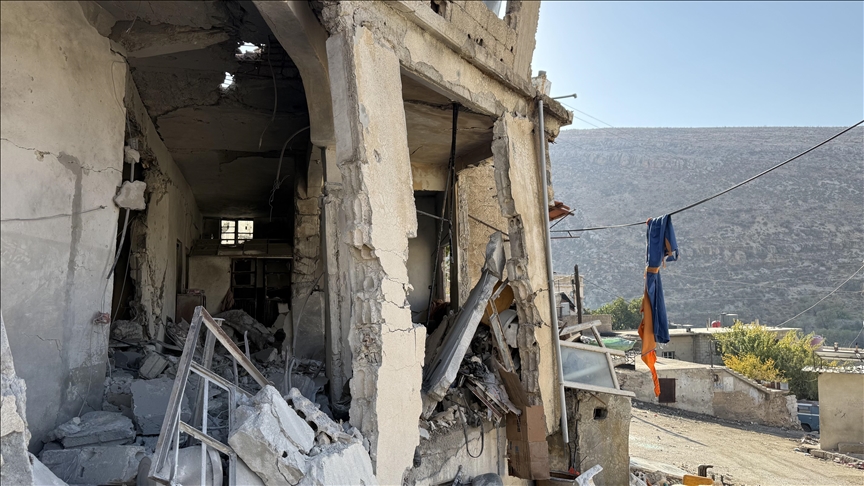 Israeli forces raid village in southwestern Syria