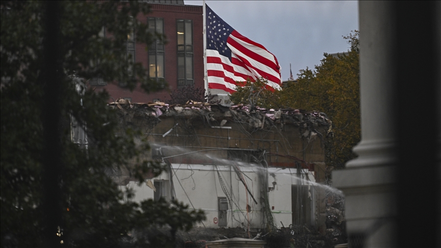 Trump sued by preservationists seeking to halt ballroom construction