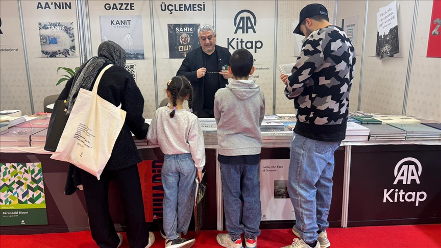 AA Kitap 42. Uluslararası İstanbul Kitap Fuarı'nda okurlarla buluştu