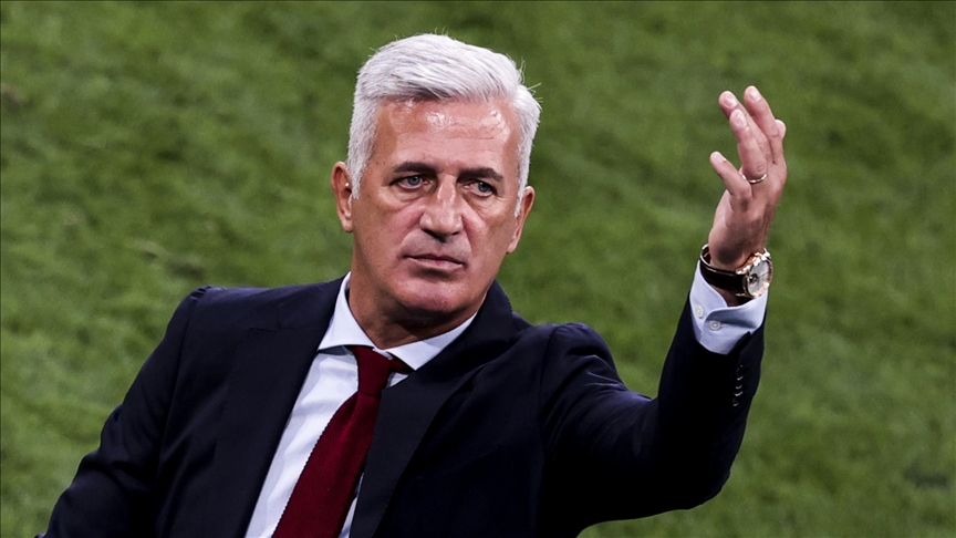 قدم.. مدرب الجزائر يعلن قائمة لاعبيه في كأس أمم إفريقيا