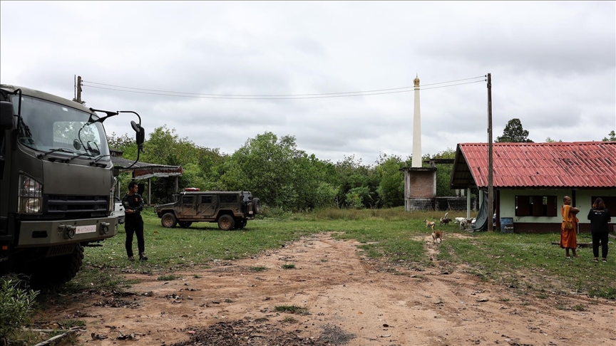 Thai premier vows to continue military action against Cambodia despite Trump's ceasefire claim