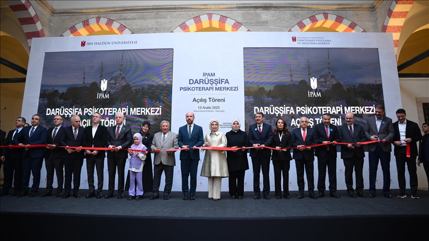 İbn Haldun Üniversitesi "Darüşşifa Psikoterapi Merkezi" törenle açıldı