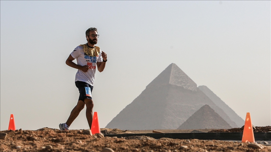 مصر.. انطلاق "نصف مارثوان الأهرامات" بمشاركة تركية