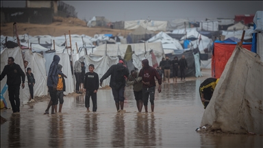 حكومة غزة: وفاة 11 فلسطينيا جراء المنخفض وخسائر بـ 4 ملايين دولار 
