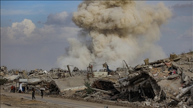 خرق جديد.. مصابون فلسطينيون بغارة إسرائيلية على مركبة غربي غزة