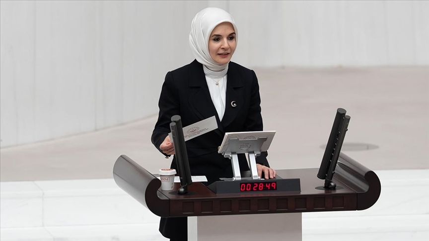 Bakan Göktaş: Doğum izninin 24 haftaya çıkarılmasını sağlayacak kanun teklifinin Meclis onayına sunulmasını bekliyoruz