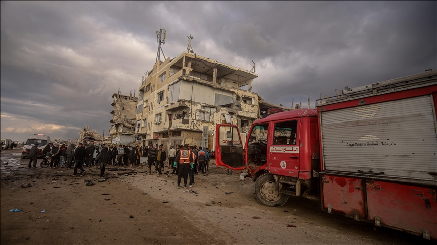 Israeli army shells Gaza Strip in latest ceasefire violation