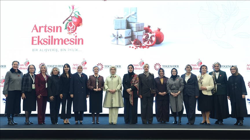 Emine Erdoğan, TOGEM-DER\'in \