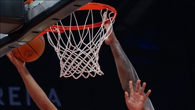 NBA Kupası'nda New York Knicks ve San Antonio Spurs finale kaldı