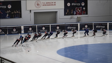 Short Track Milli Takımı, bayrak takımıyla Avrupa Şampiyonası’nda madalya peşinde