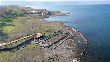 Rare fresco portraying Jesus discovered in Türkiye's Iznik